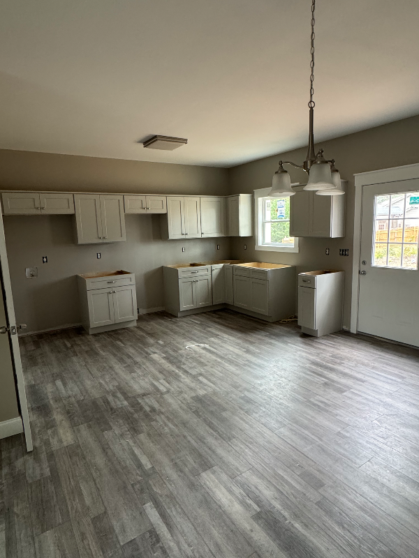 617 W Peachtree St - Photo 2 of 12