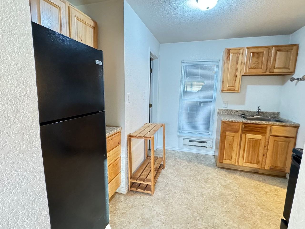 2509 Bent Ave - Photo 6 of 16