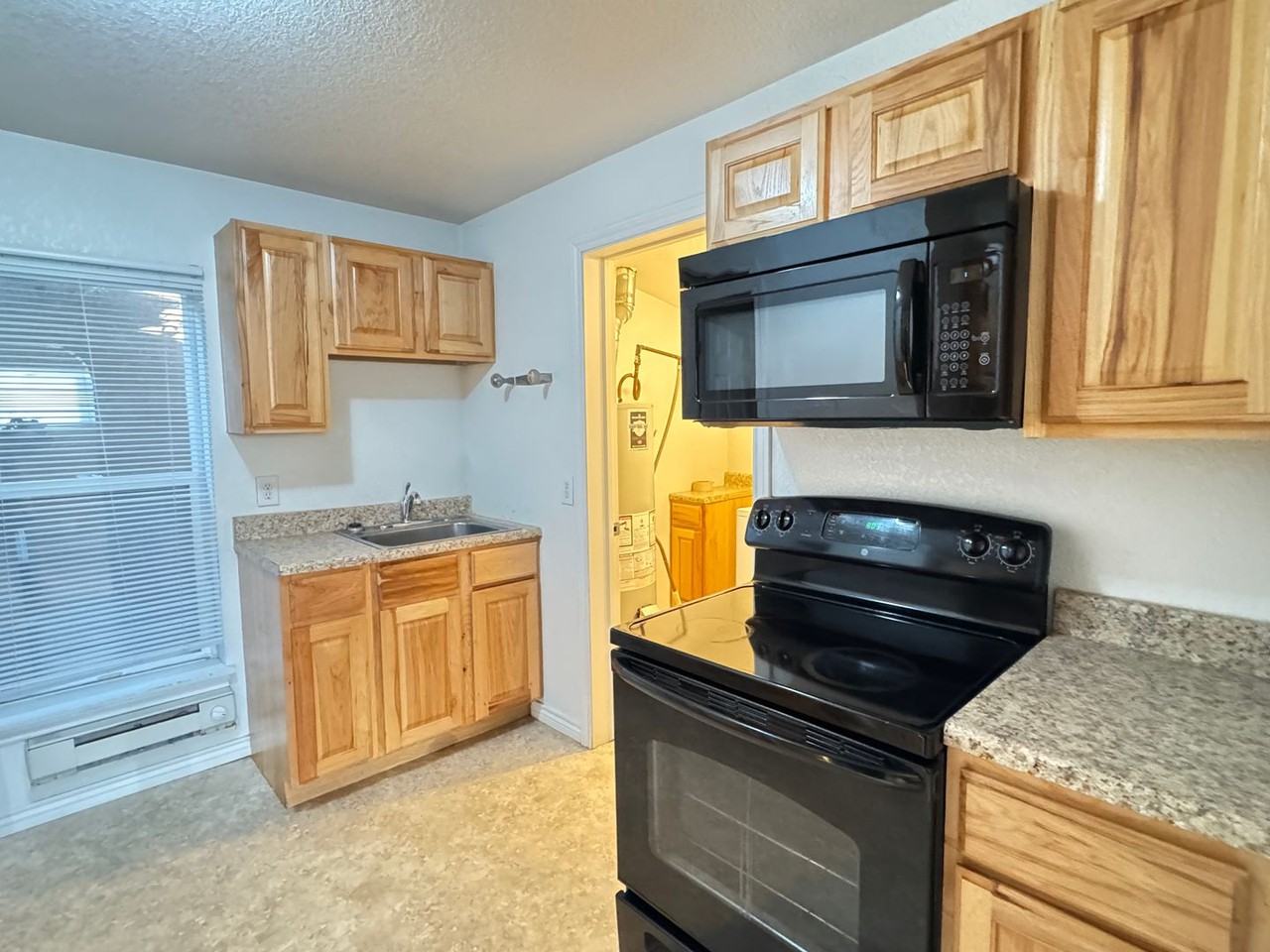 2509 Bent Ave - Photo 7 of 16