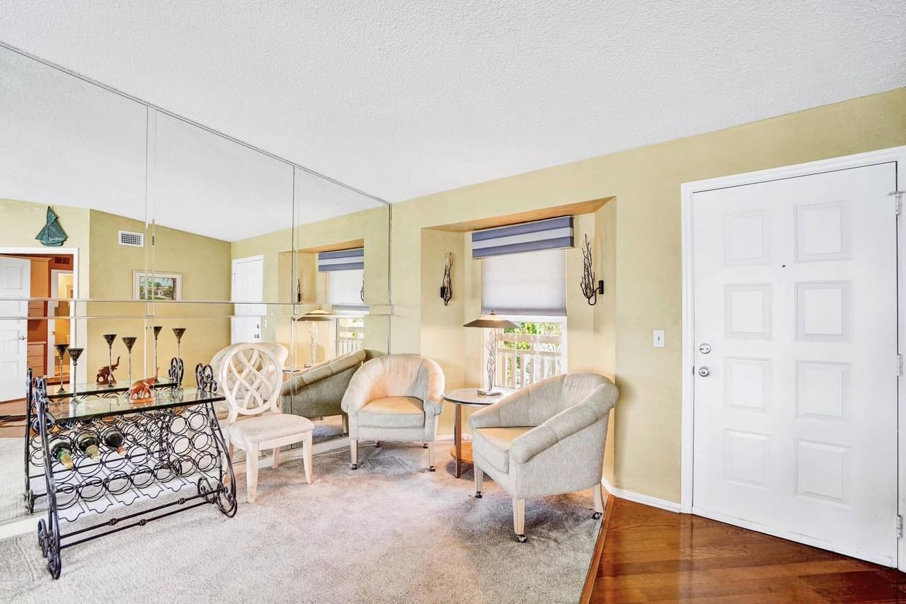 370 8th Ave N #8 - Photo 7 of 49