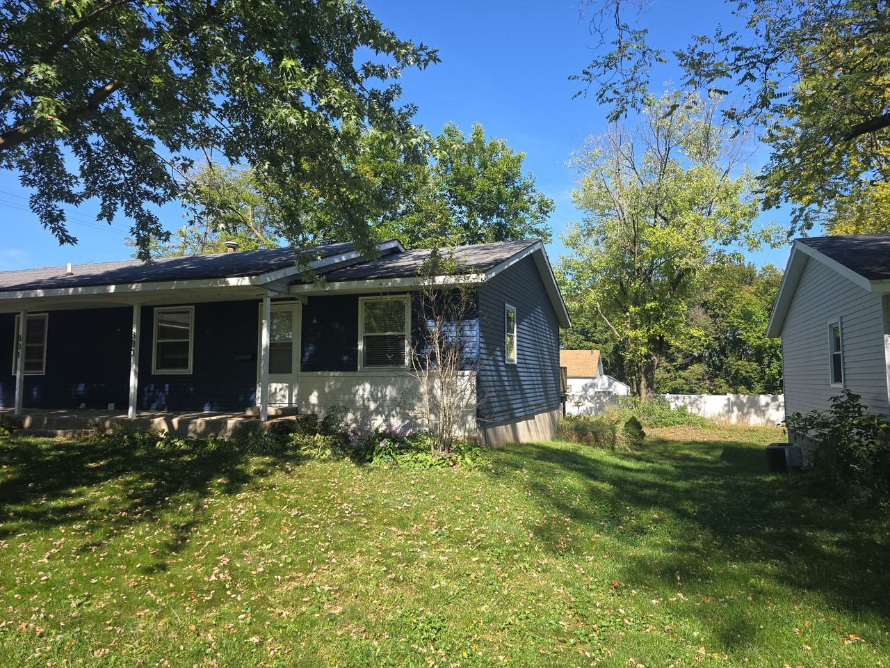 803 Fountain St Ne #803 - Photo 2 of 21