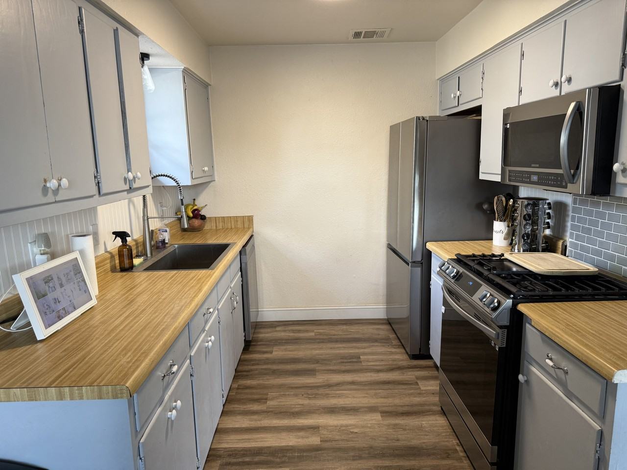 204 1/2 Graham St #NA - Photo 7 of 17