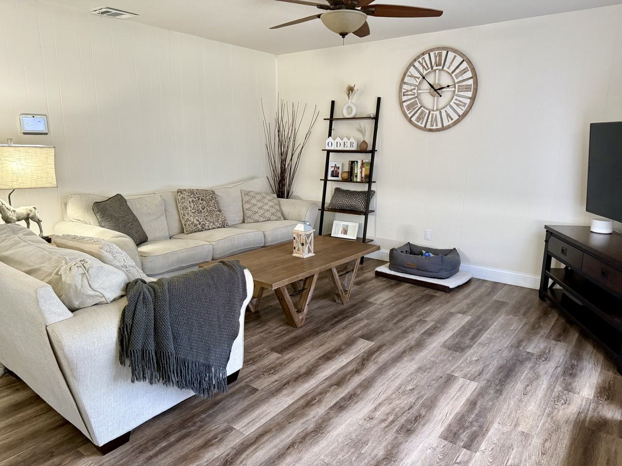 204 1/2 Graham St #NA - Photo 4 of 17