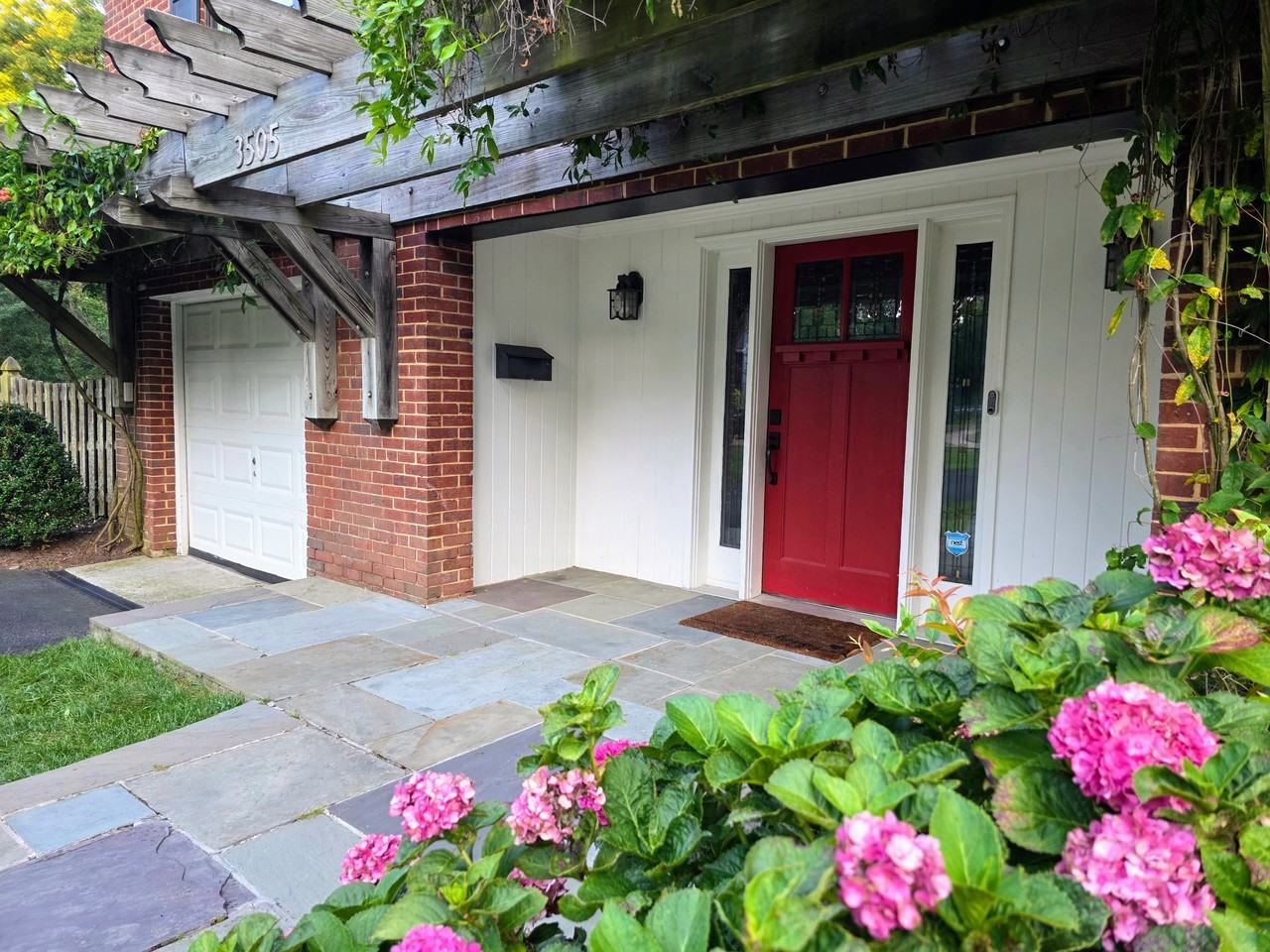 3505 N Jefferson St #NA - Photo 2 of 16