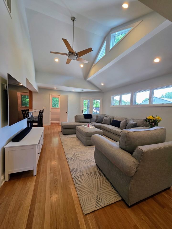 3505 N Jefferson St #NA - Photo 3 of 16