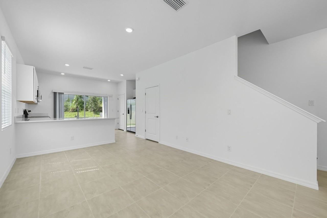 16530 San Nicola Pl #16530 - Photo 2 of 20