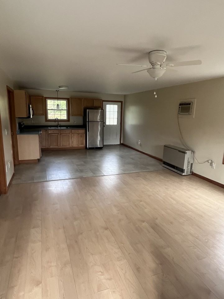 539 Stanley Rd #A - Photo 2 of 8