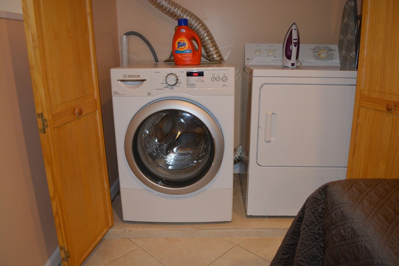 720 Buffalo Ave #4 - Photo 6 of 10