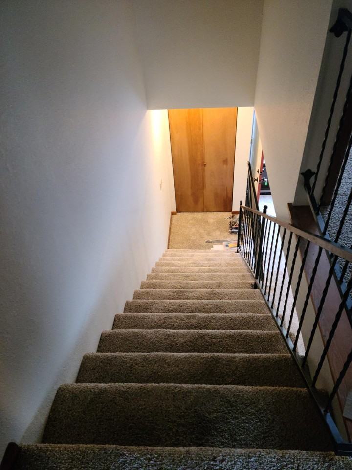 844 Terry Ave #844 - Photo 4 of 11