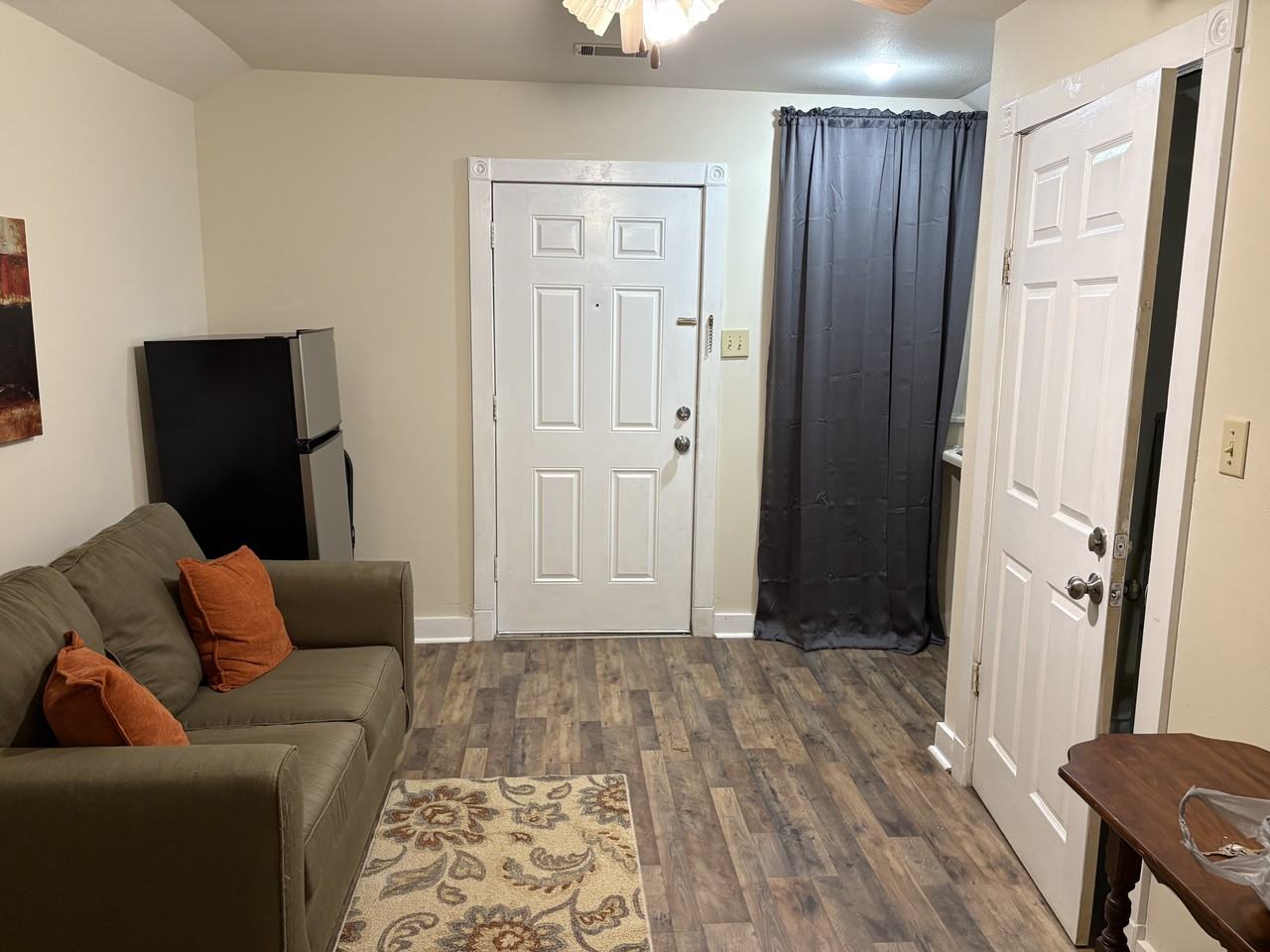 215 W 5th St #G - Photo 2 of 17