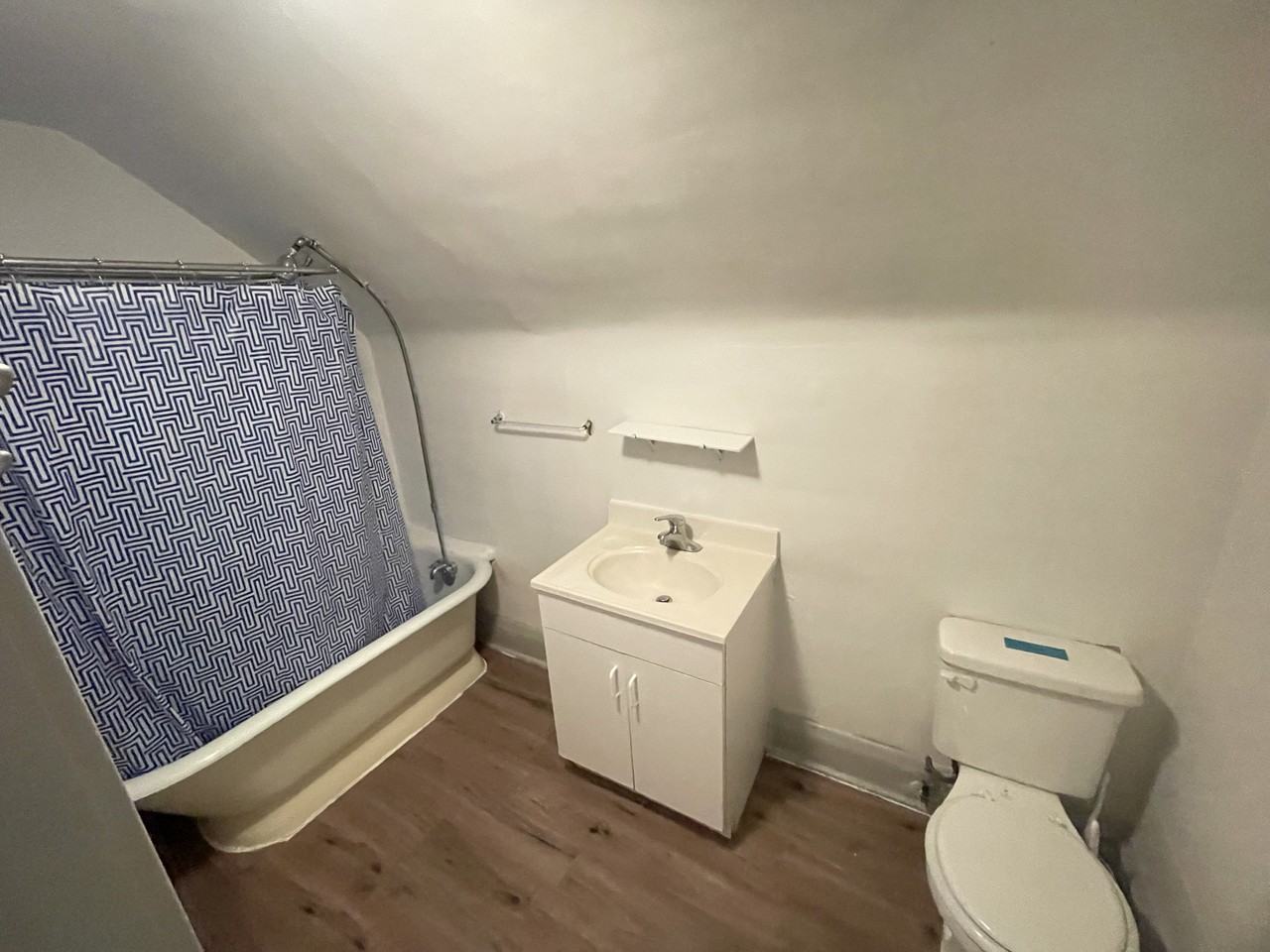 3132 Meadowbrook Blvd #3 - Photo 7 of 17