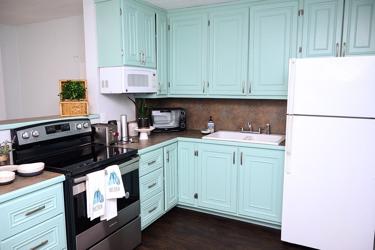 12 S E St #1 - Photo 5 of 18