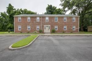 featured image of 4110 Queenswood Dr #0