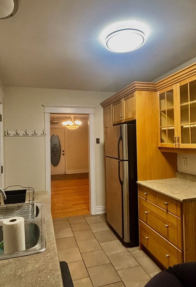 213 Royal Avenue - Photo 2 of 22