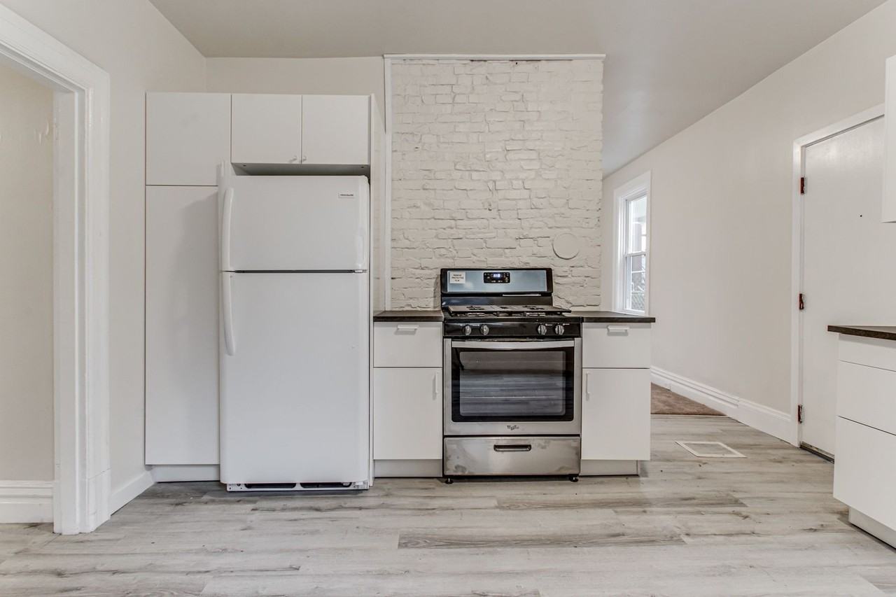 1511 Rutherford Ave - Photo 3 of 31