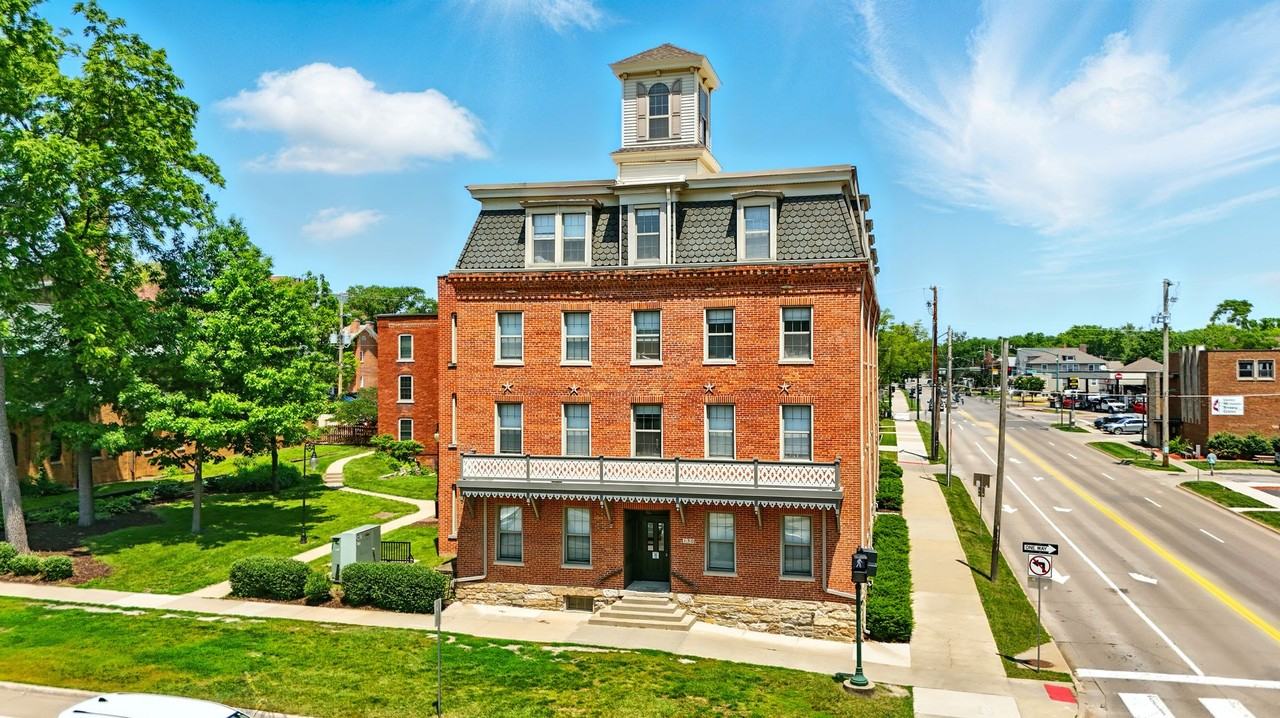 park - Parkhouse Investments - Photo 4 of 29