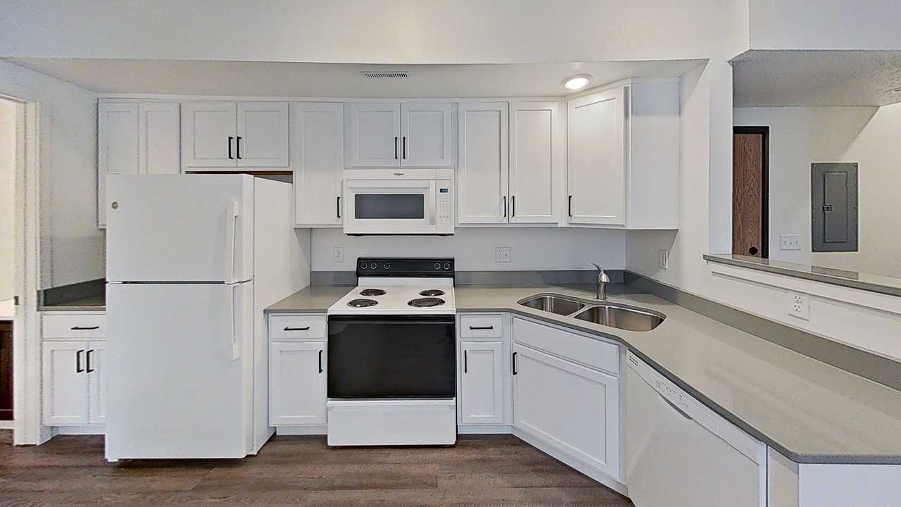 park - Parkhouse Investments - Photo 6 of 29