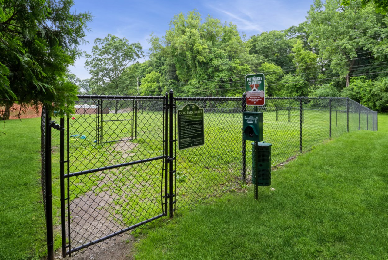 Village Crest Apartments - Photo 6 of 7