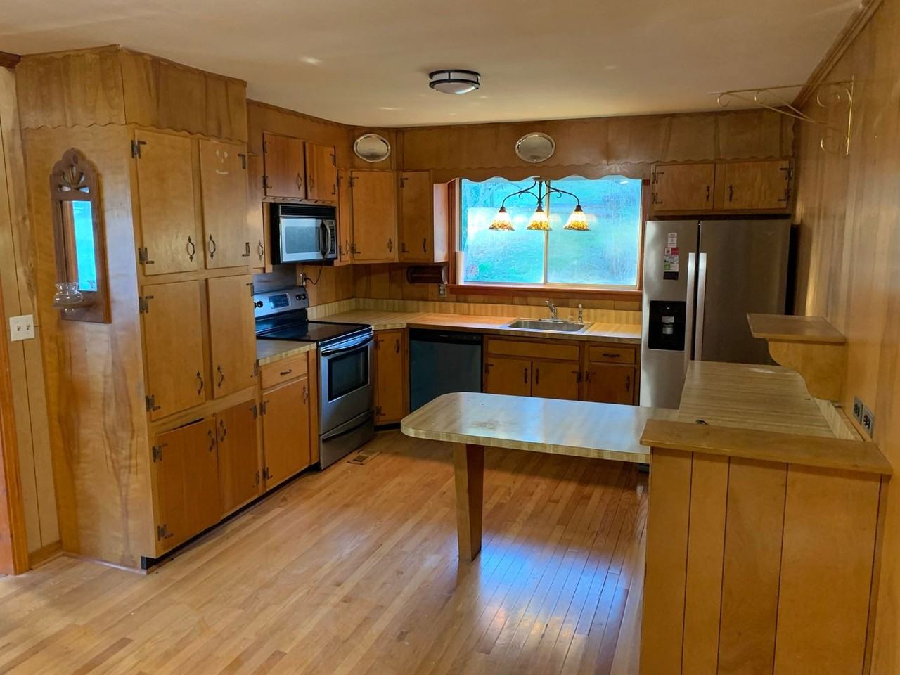 3618 Sunrise Ter - Photo 7 of 17