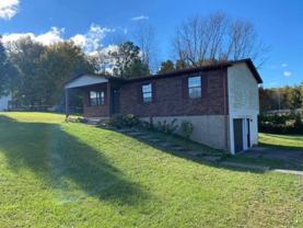 323 Valley View Dr - Photo 1 of 1