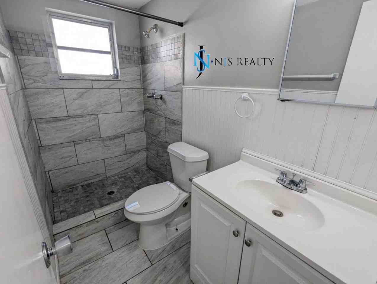 7501 San Moritz Dr - Photo 7 of 21