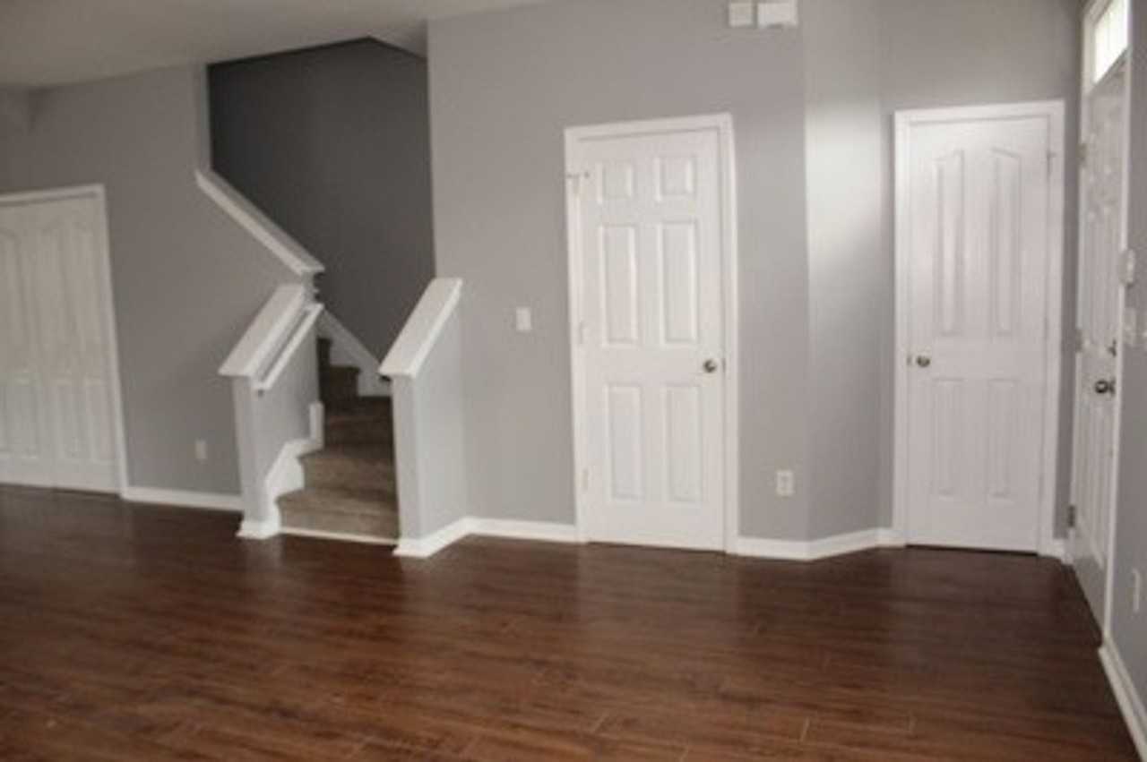 208 Bedwin Ct - Photo 6 of 26