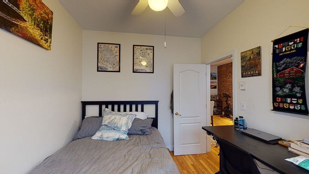 96 Prince St - Photo 7 of 9