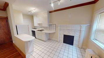 featured image of 2546 Kenilworth Rd