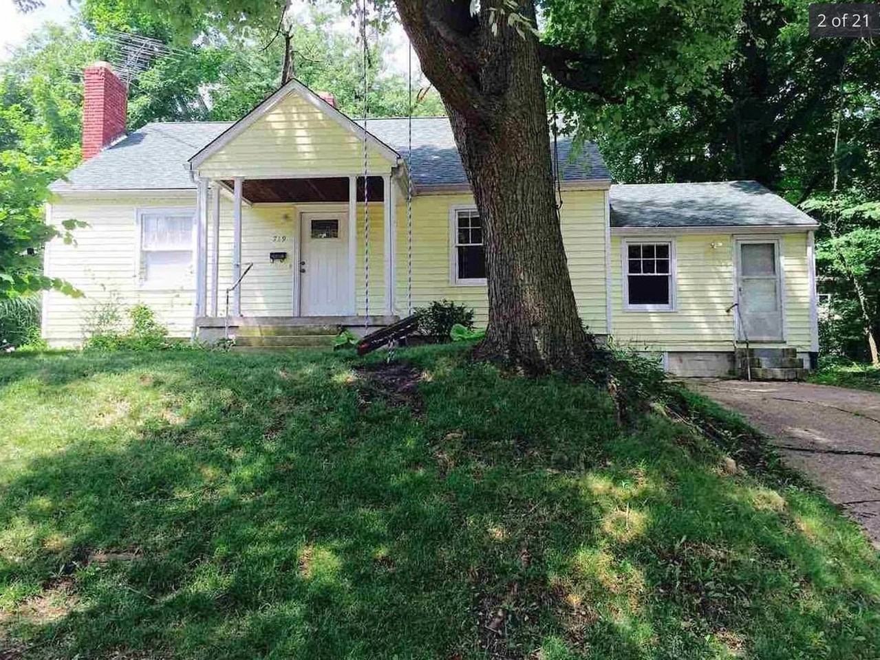 719 North Washington Street - Photo 2 of 40