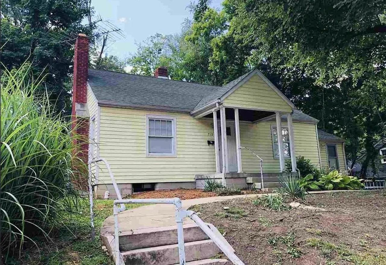 719 North Washington Street - Photo 3 of 40