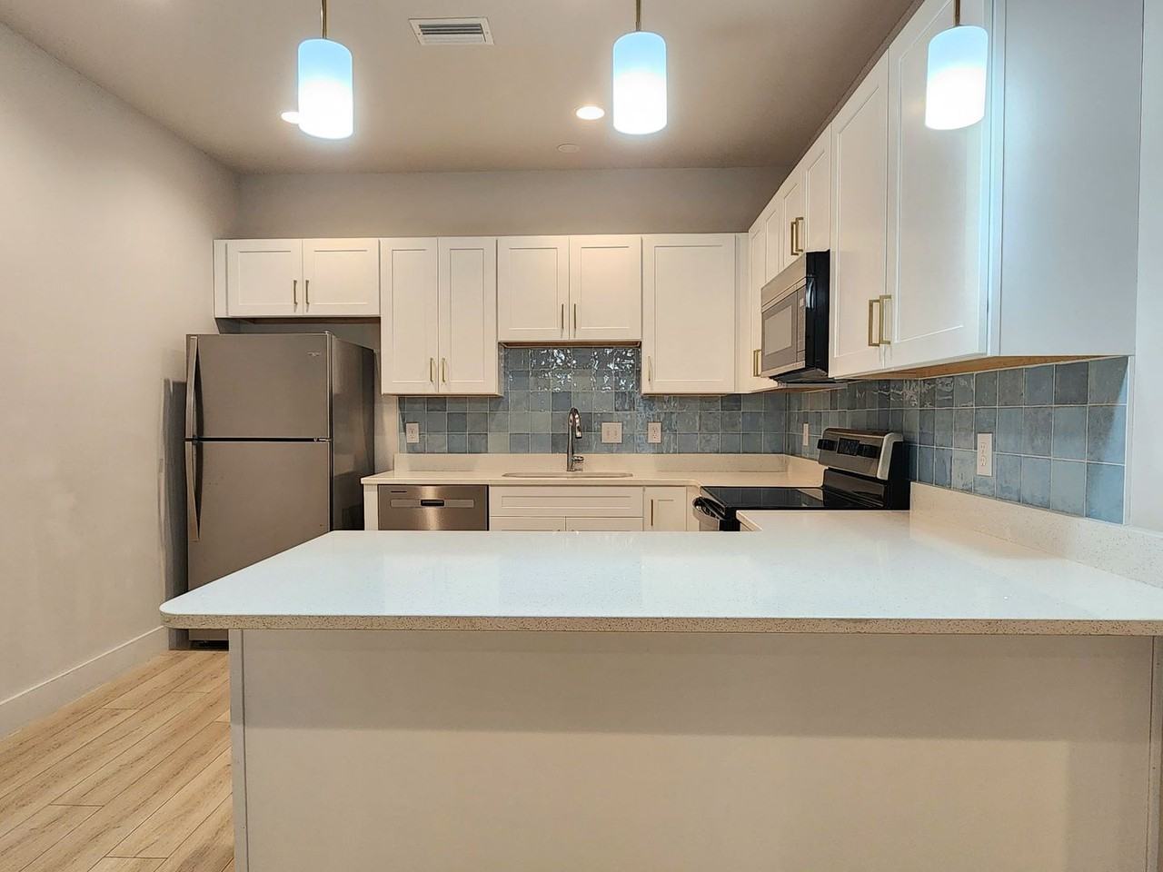 101 East 22nd Avenue #D - Photo 5 of 25