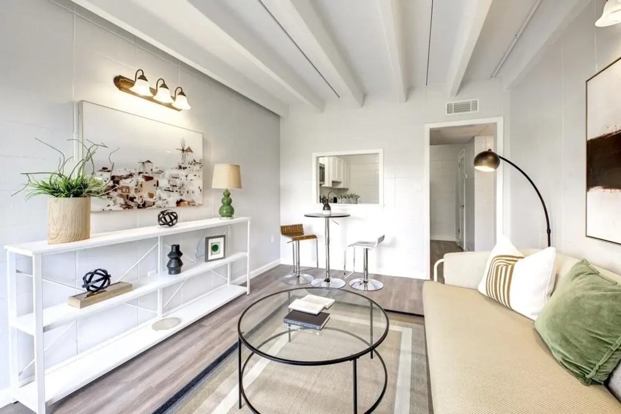 Upgraded 1/1 - Photo 3 of 22