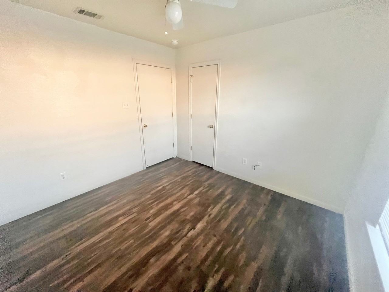 406 W Dale Ave #B - Photo 7 of 13