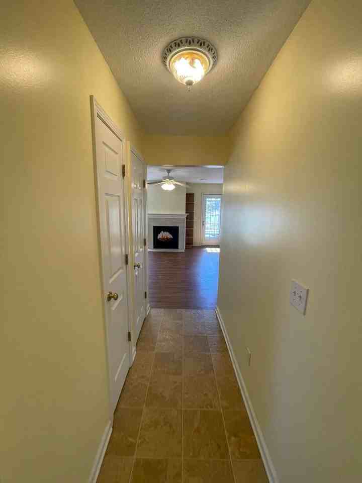 716 Elliott Dr Nw - Photo 4 of 37