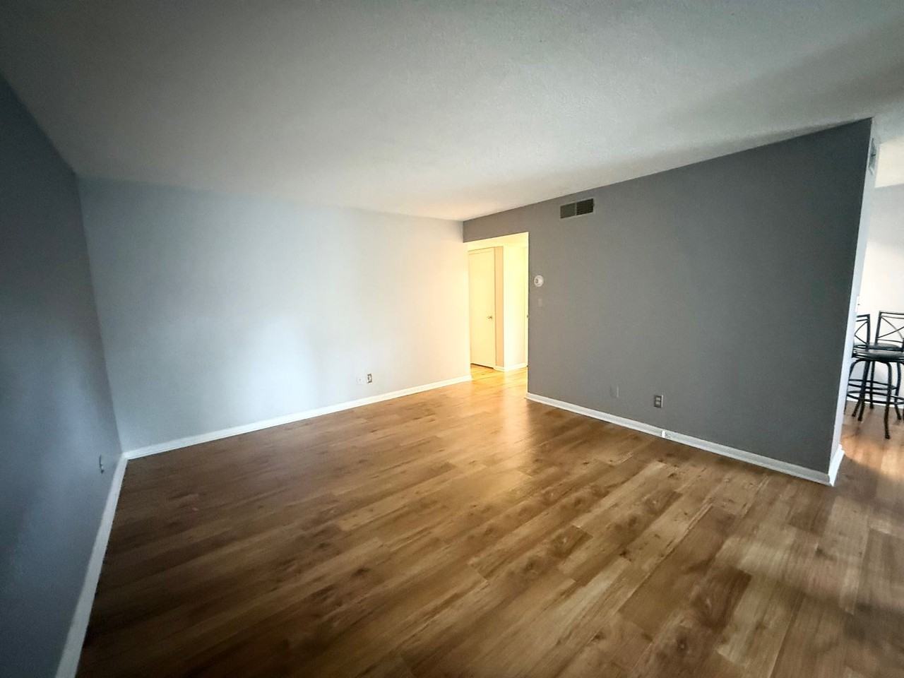 200 Saint Andrews Blvd - Photo 5 of 18