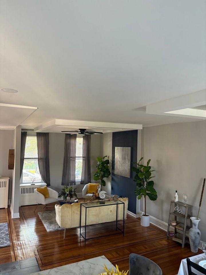 1710 1710 Th St - Photo 3 of 27