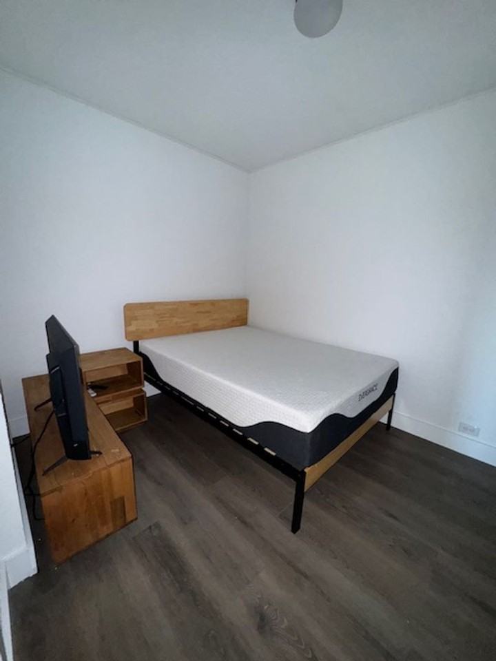 206 W Main St - Photo 6 of 10