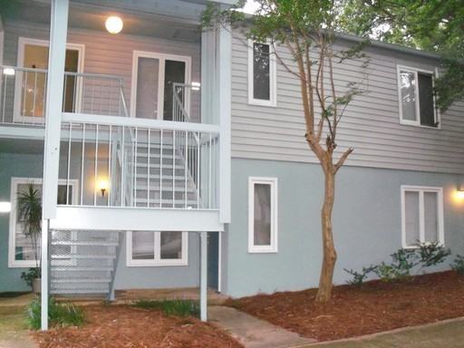 1904 Beechtree Ct #8 - Photo 2 of 6