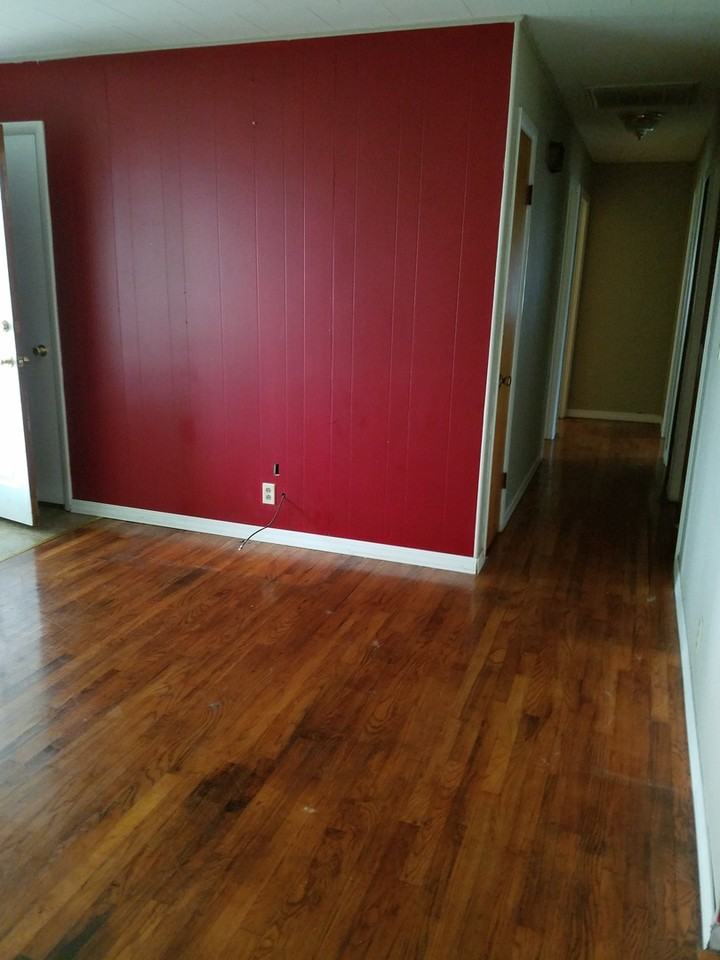 416 S Seymour St - Photo 2 of 18