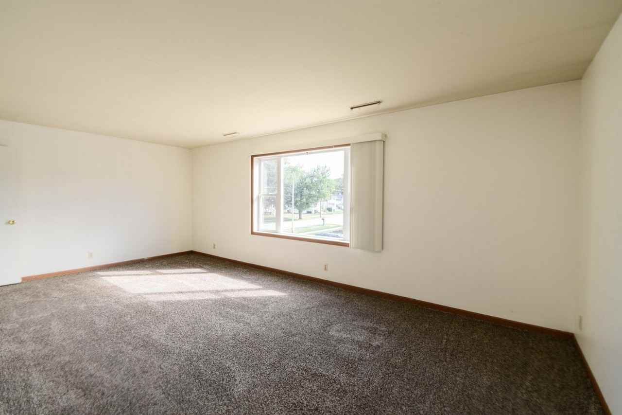 128 S 15th St - Photo 2 of 21