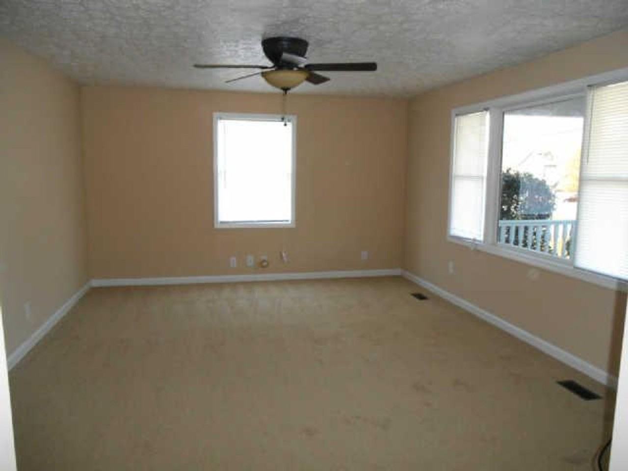 3101 Curd Rd - Photo 6 of 14