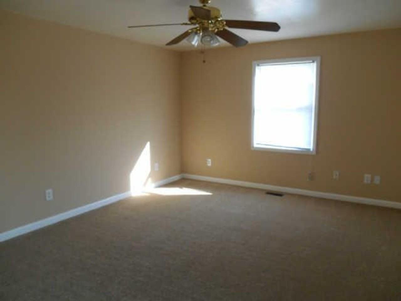 3101 Curd Rd - Photo 7 of 14