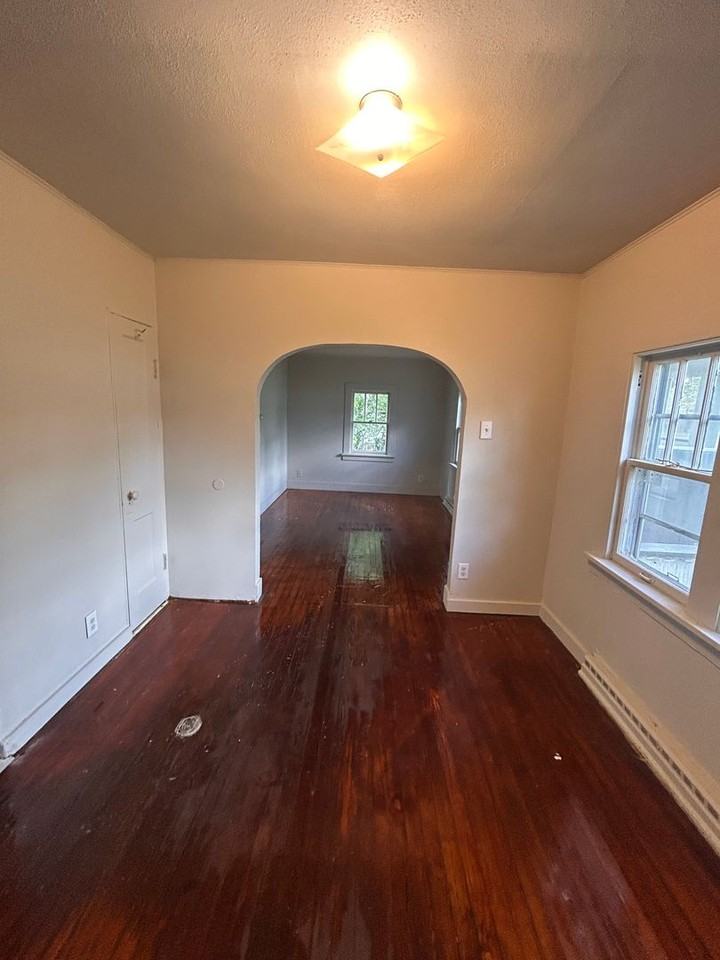 1410 E Paulding Rd - Photo 3 of 7
