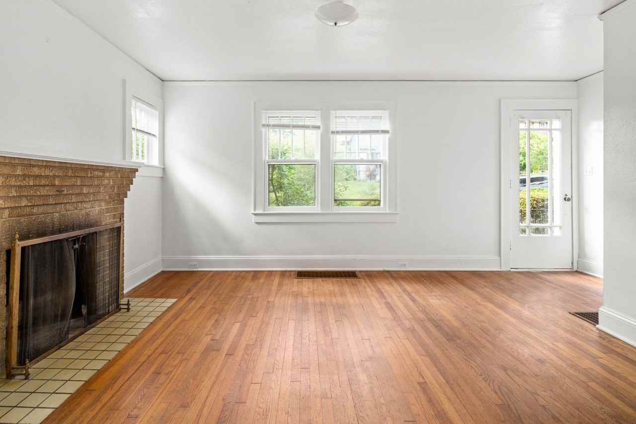 271 Forest Hill Dr - Photo 2 of 16