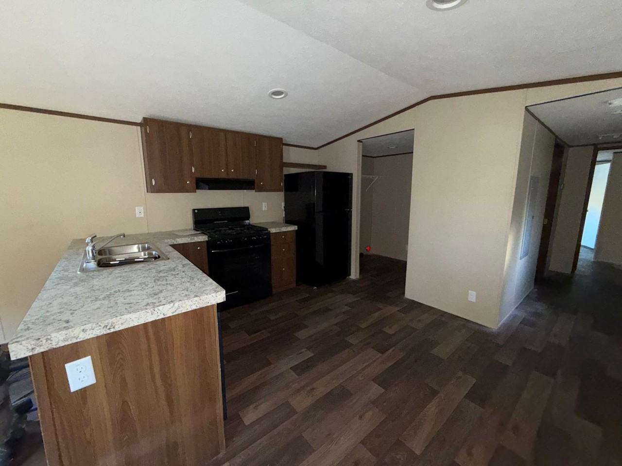 Little John MHP - Photo 5 of 9