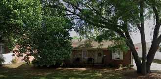 414 W 3rd St - Photo 1 of 1