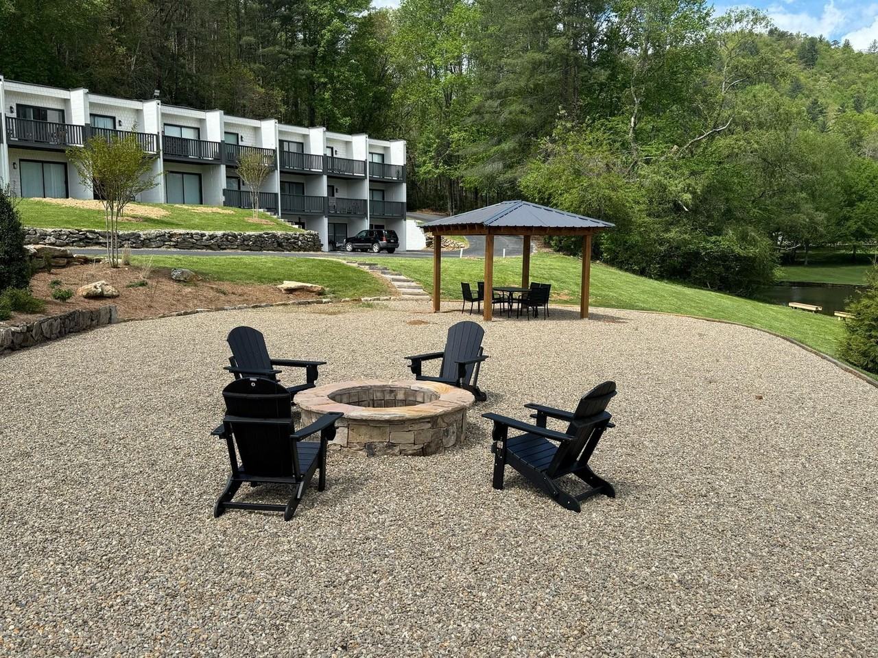 Dillard Skye Apartments - Photo 2 of 28