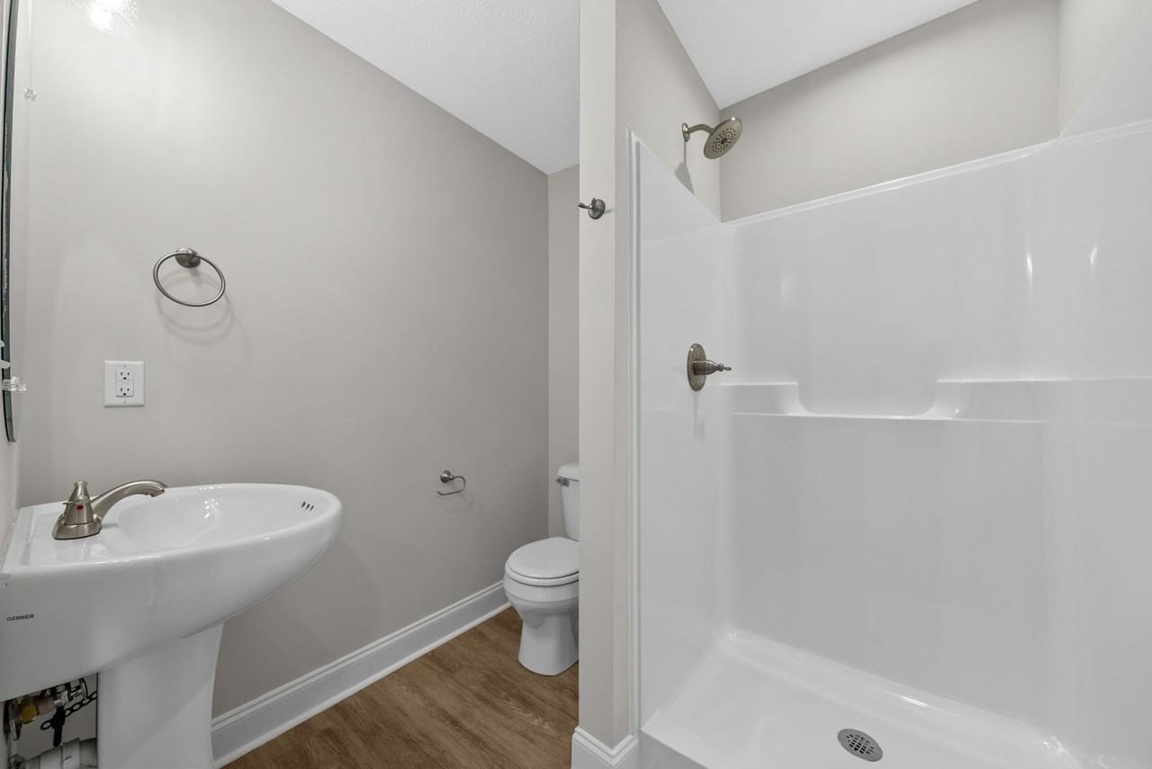 1000 Henry Place Blvd #804 - Photo 5 of 24