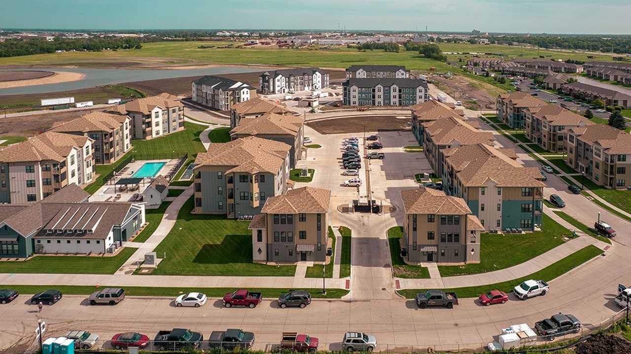 Legacy 34 Apartments at Prairie District - Photo 6 of 40