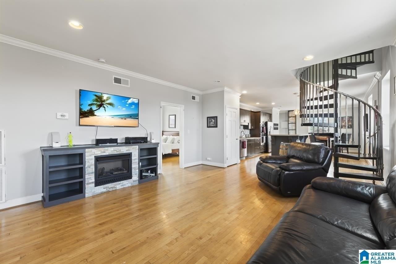 1305 2nd Ave N #201 - Photo 5 of 34